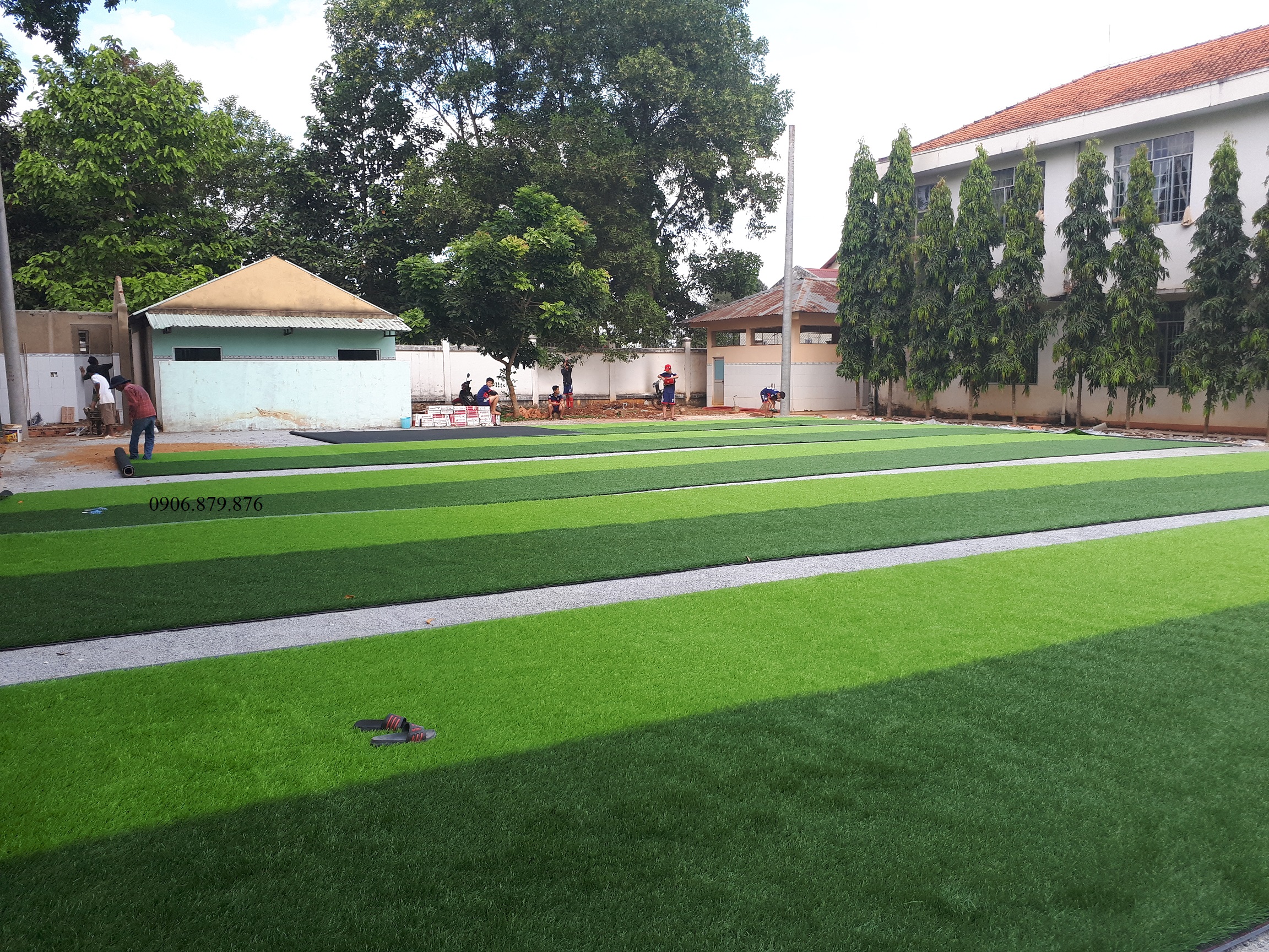 Thi công cỏ nhân tạo sân bóng đá mini tại nhơn trạch đồng nai