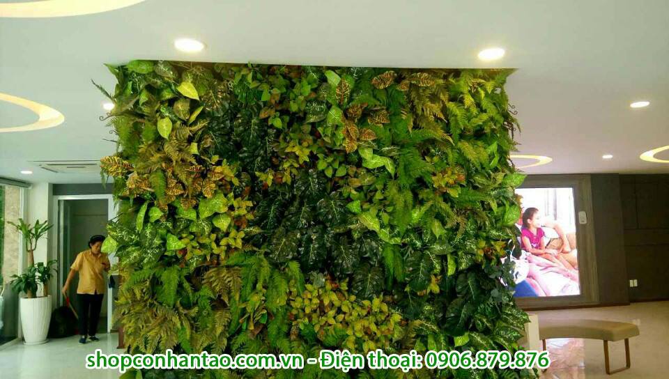 Chi phí thi công tường cây giả tại Sài Gòn