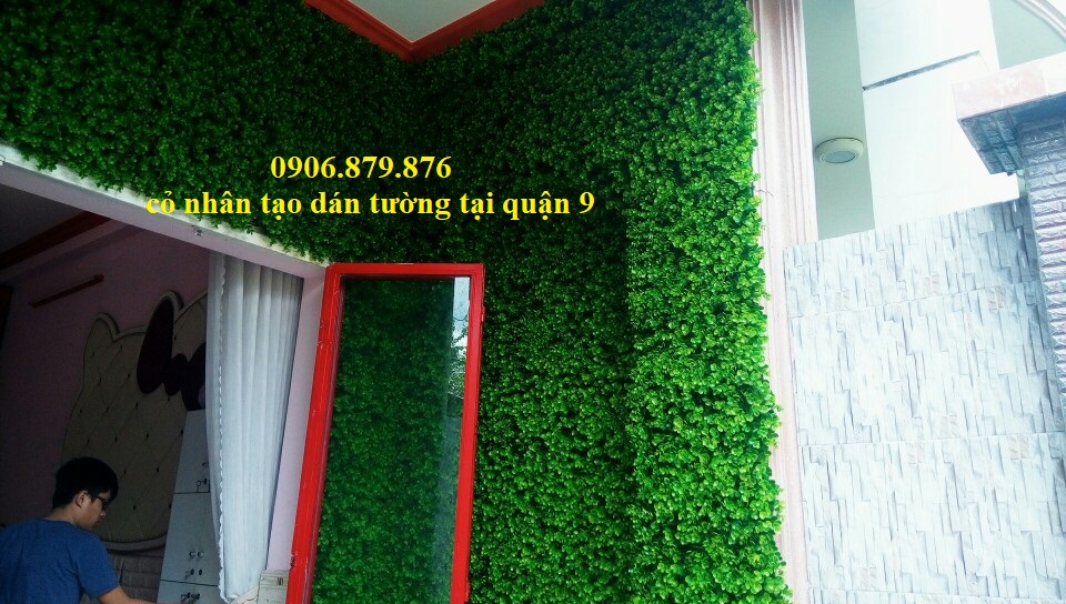 Thi công cỏ nhân tạo ốp tường tại quận 9, cỏ nhân tạo dán tường quán cafe tại quận 9
