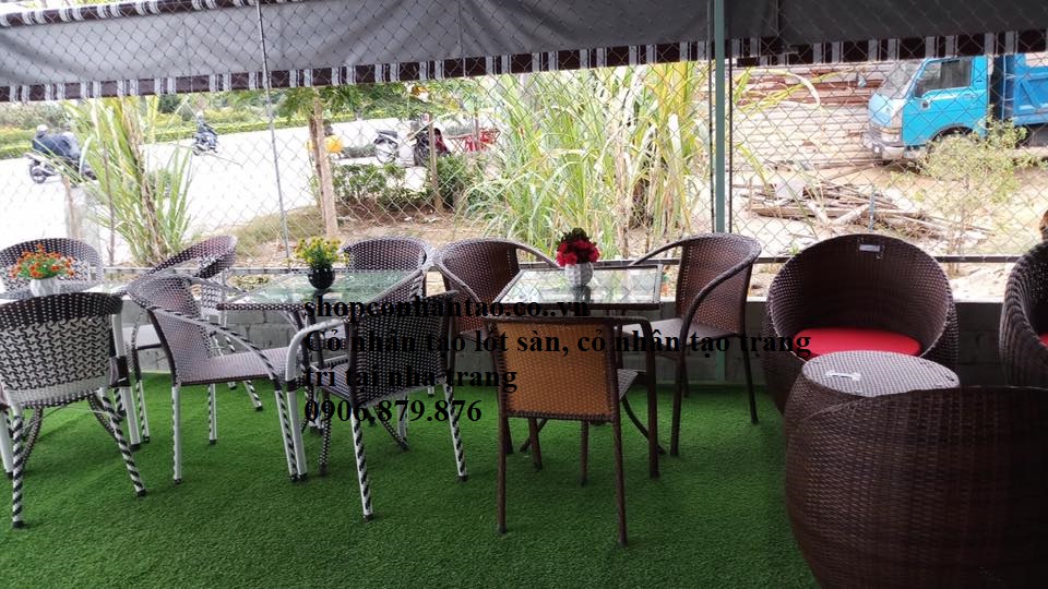 Thi công sân cỏ nhân tạo tại nha trang, thi công tường cỏ nhân tạo trang trí tại nha trang