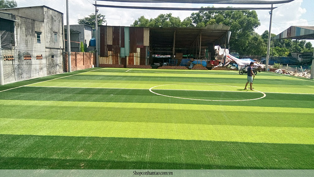 Cung cấp- thi công sân bóng đá cỏ nhân tạo tại bình dương