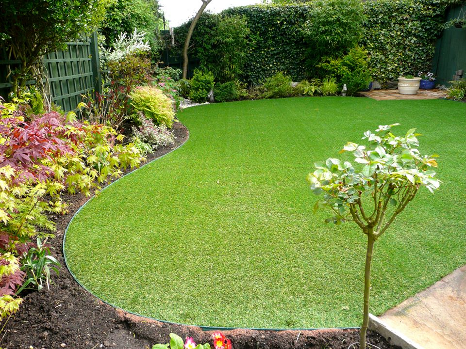 Thi công cỏ nhân tạo sân vườn biệt thự Thảo Điền Quận 2