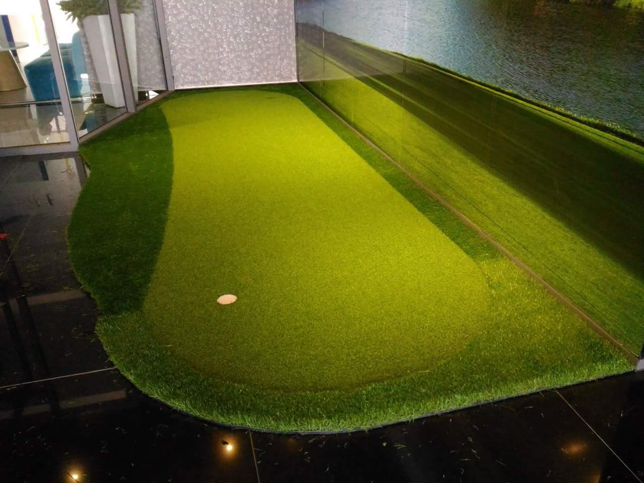 Cỏ sân golf nhân tạo, thi công sân golf mini tập đánh trong nhà, cỏ sân golf tại tp hcm
